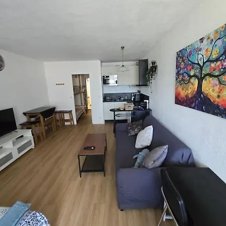Apartment Au Coeur De Motte, A 2 Min De La La Grande-Motte